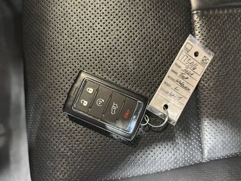 Used 2024 Jeep Wagoneer L Series II w/ Flexible Seating Group AWD/4WD image 37