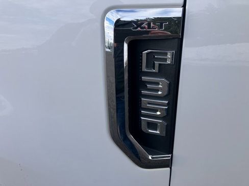 Used 2021 Ford F350 XLT w/ Snow Plow Prep Package image 23