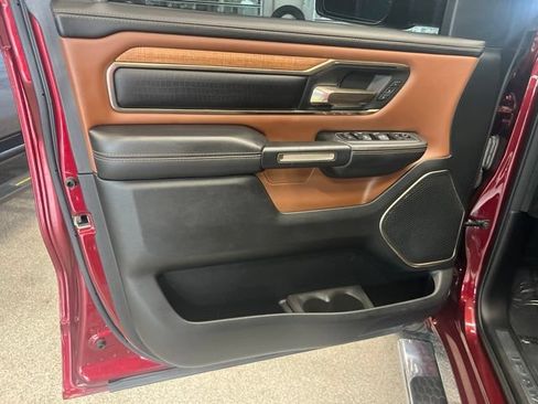 Used 2022 RAM 1500 Limited w/ Body Color Bumper Group AWD/4WD image 28