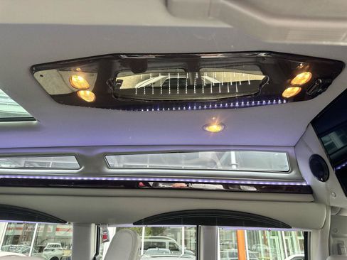 Used 2016 GMC Savana 2500 RWD image 22