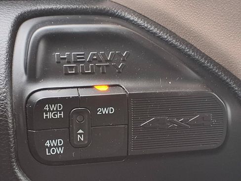 Used 2024 RAM 2500 Laramie w/ Safety Group AWD/4WD image 18