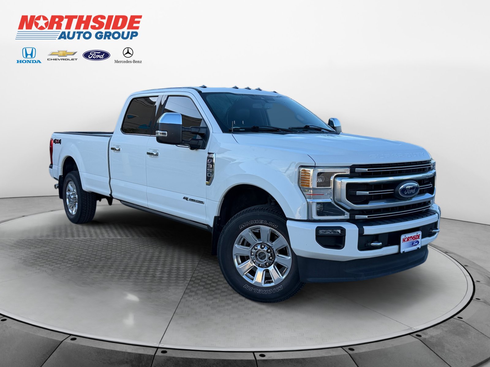 Used 2022 Ford F350 Platinum AWD/4WD image 1