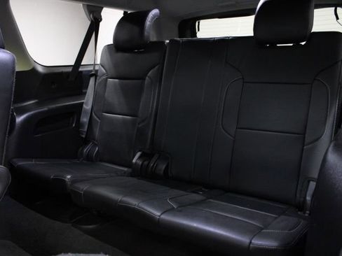 Used 2018 Chevrolet Suburban LT image 62