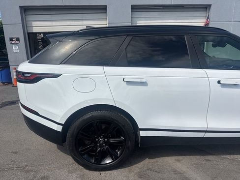 Used 2020 Land Rover Range Rover Velar R-Dynamic S AWD/4WD image 10