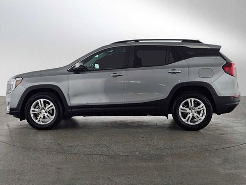 Used 2023 GMC Terrain SLE w/ Driver Convenience Package image 6