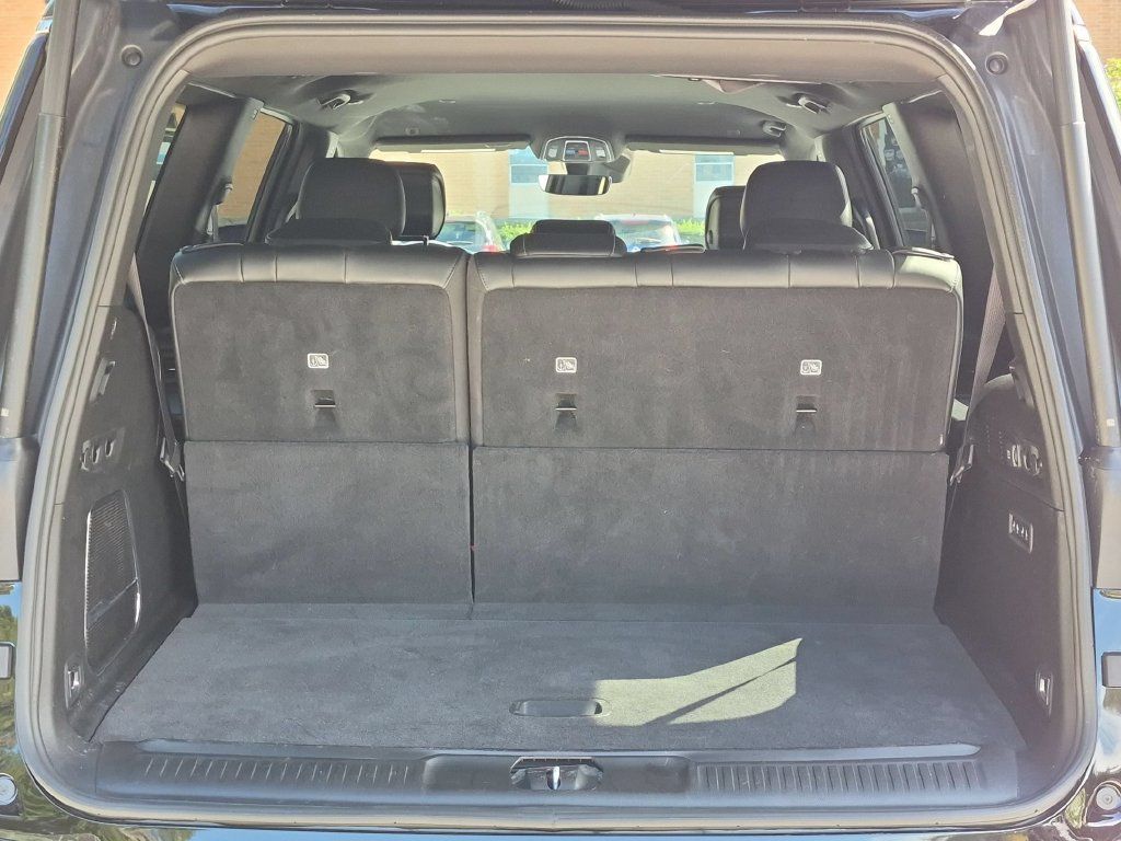 Used 2022 Jeep Wagoneer Series III AWD/4WD image 7