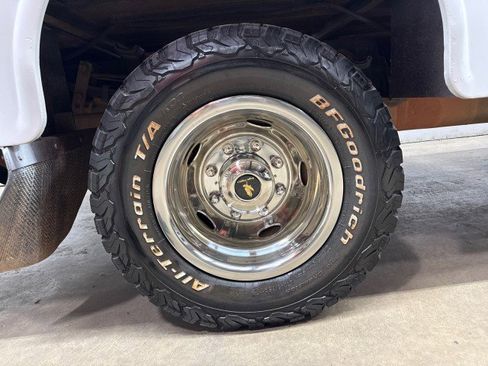 Used 2016 Ford F350 XL w/ Power Equipment Group image 32