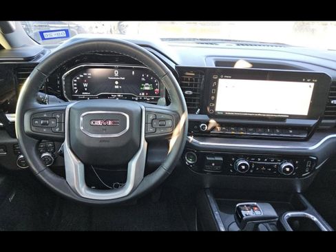 Used 2023 GMC Sierra 1500 SLT image 5