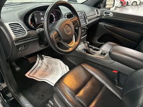 Used 2022 Jeep Grand Cherokee Limited AWD/4WD image 16