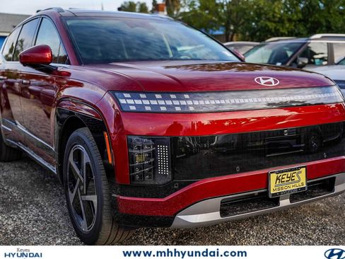 New 2026 Hyundai Ioniq 9 Limited AWD/4WD image 3