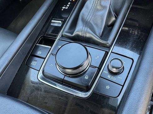 Used 2024 MAZDA MAZDA3 s image 18