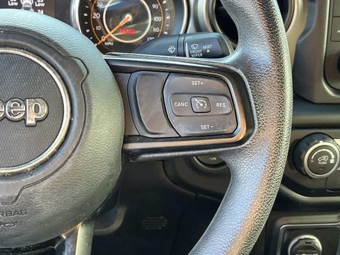 Used 2019 Jeep Wrangler Unlimited Sport AWD/4WD image 28