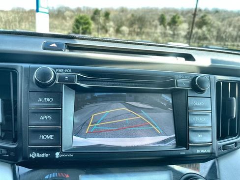 Used 2016 Toyota RAV4 XLE image 25