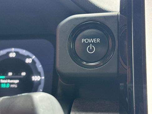 Used 2024 Toyota Tacoma Trailhunter image 23