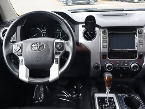 Used 2019 Toyota Tundra Limited w/ Limited Premium Package AWD/4WD image 16