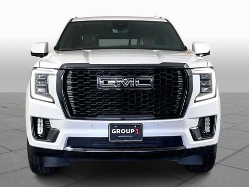 Certified 2023 GMC Yukon Denali Ultimate image 3