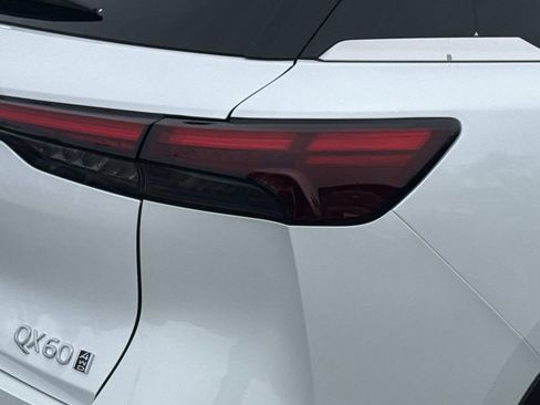 New 2026 INFINITI QX60 Luxe image 28