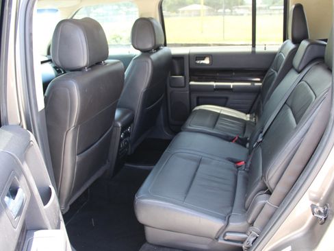 Used 2013 Ford Flex SEL FWD image 8