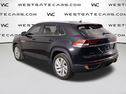 Used 2022 Volkswagen Atlas Cross Sport SE AWD/4WD image 45