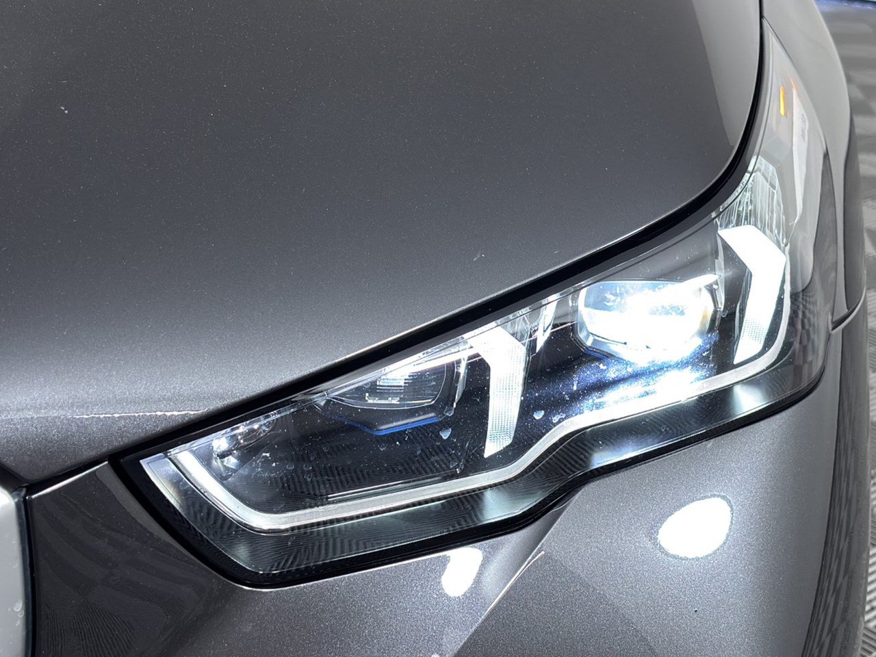 Used 2024 BMW i5 eDrive40i w/ M Sport Package RWD image 12
