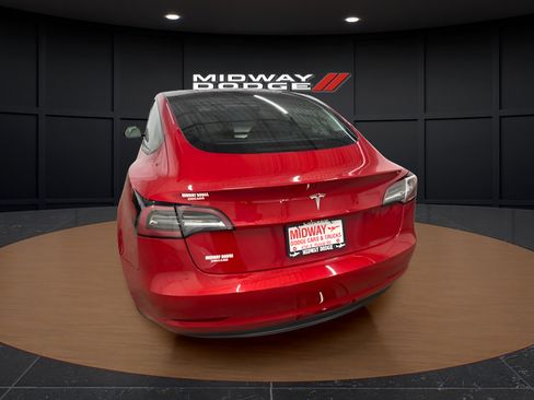 Used 2022 Tesla Model 3 RWD image 6