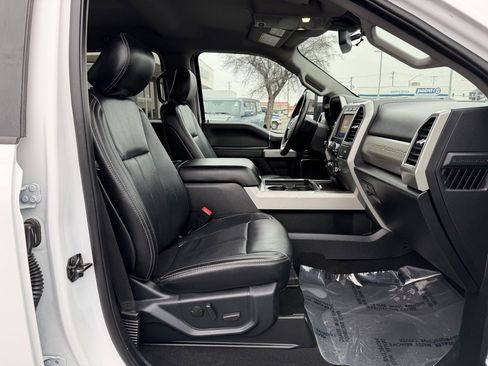 Used 2020 Ford F250 Lariat w/ Lariat Ultimate Package image 32