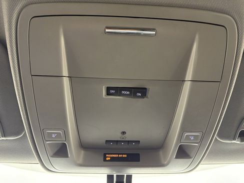 Used 2017 GMC Sierra 1500 SLT image 28