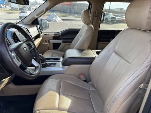 Used 2018 Ford F150 Lariat w/ Equipment Group 502A Luxury image 3