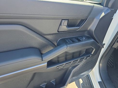 New 2026 Toyota 4Runner SR5 RWD image 12