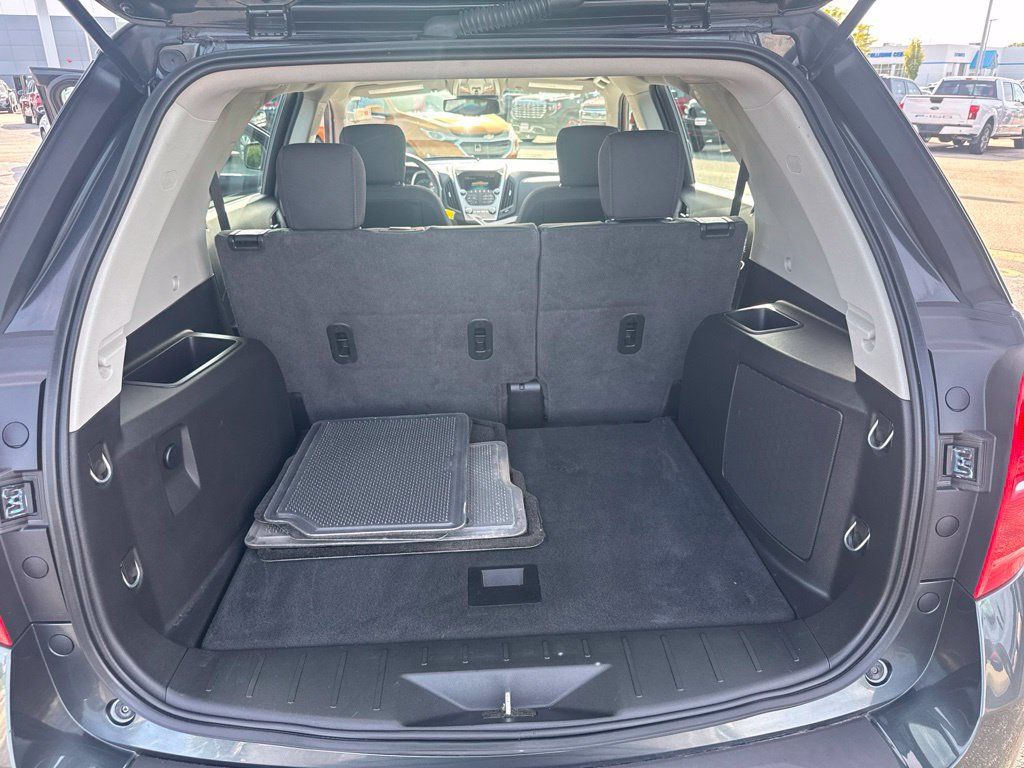 Certified 2017 Chevrolet Equinox LS AWD/4WD image 16