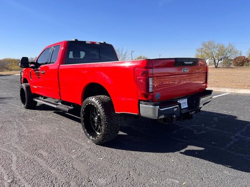 Used 2021 Ford F350 Lariat w/ Chrome Package image 6