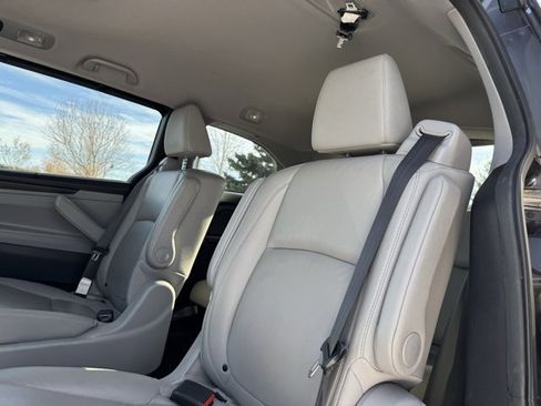 Used 2019 Honda Odyssey EX-L image 13