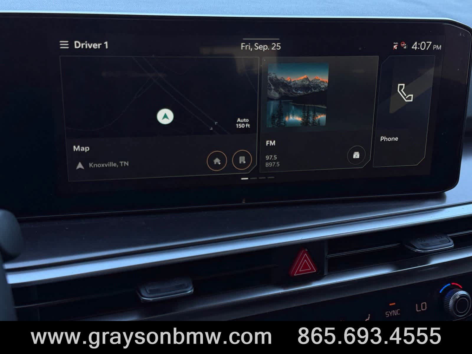 Used 2024 Kia Sorento S w/ Panoramic Sunroof Package FWD image 30