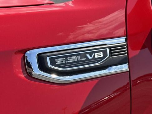 Used 2021 GMC Sierra 1500 4x4 Crew Cab w/ Sierra Value Package image 8
