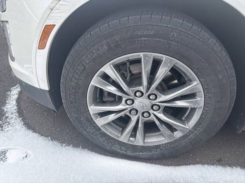 Certified 2023 Cadillac XT5 Premium Luxury image 6