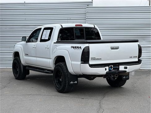 Used 2008 Toyota Tacoma TRD Sport 4WD - Lifted + Black image 3