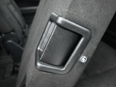 Used 2019 Honda Pilot LX image 43