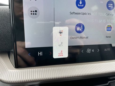 New 2026 Ford Explorer Active w/ Active Comfort Package image 22