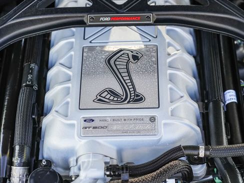Used 2020 Ford Mustang Shelby GT500 w/ Technology Package RWD image 32