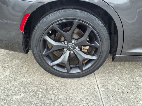 Used 2023 Chrysler 300 Touring L w/ Comfort Group image 26