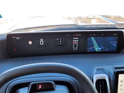 New 2026 Ford Expedition Active image 15