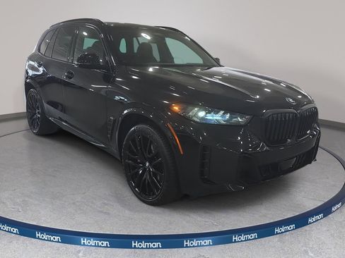 Certified 2024 BMW X5 sDrive40i w/ M Sport Package RWD image 4