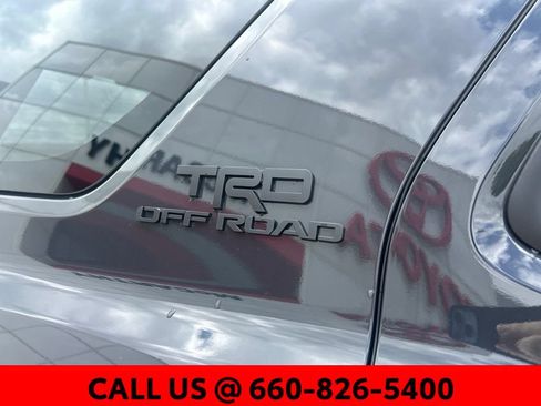 Used 2026 Toyota 4Runner TRD Off-Road Premium AWD/4WD image 13