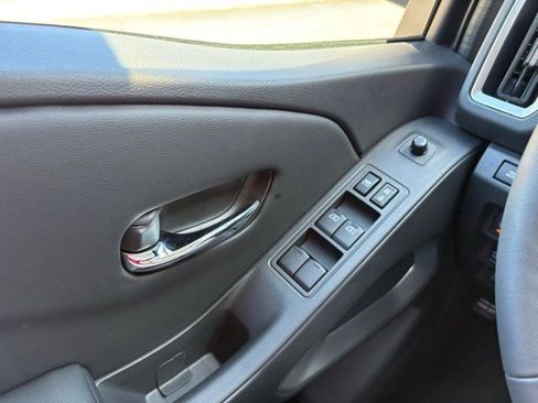 New 2026 Nissan Frontier SV w/ SV Convenience Package image 14