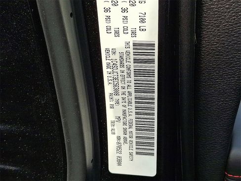 Used 2014 Dodge Durango R/T w/ Technology Group image 30