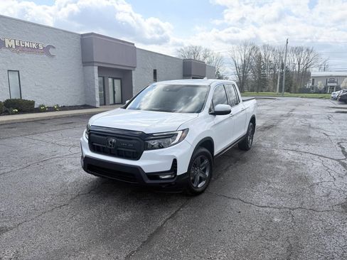 Used 2023 Honda Ridgeline RTL-E image 2