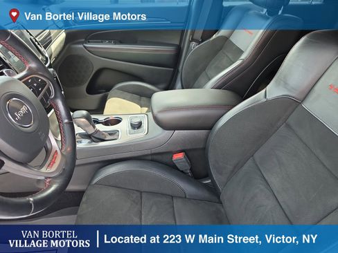 Used 2021 Jeep Grand Cherokee Trailhawk image 10