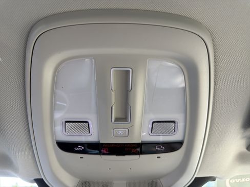 Certified 2024 Volvo XC90 T8 Plus w/ Protection Package Premier AWD/4WD image 29