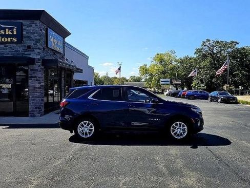 Used 2023 Chevrolet Equinox LT w/ LPO, Floor Liner Package image 8