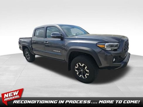 Used 2023 Toyota Tacoma TRD Off-Road w/ Technology Package image 1